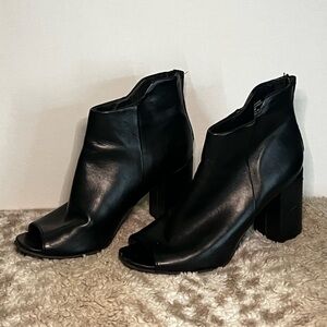 Chic Black Peep-Toe Heeled Boots